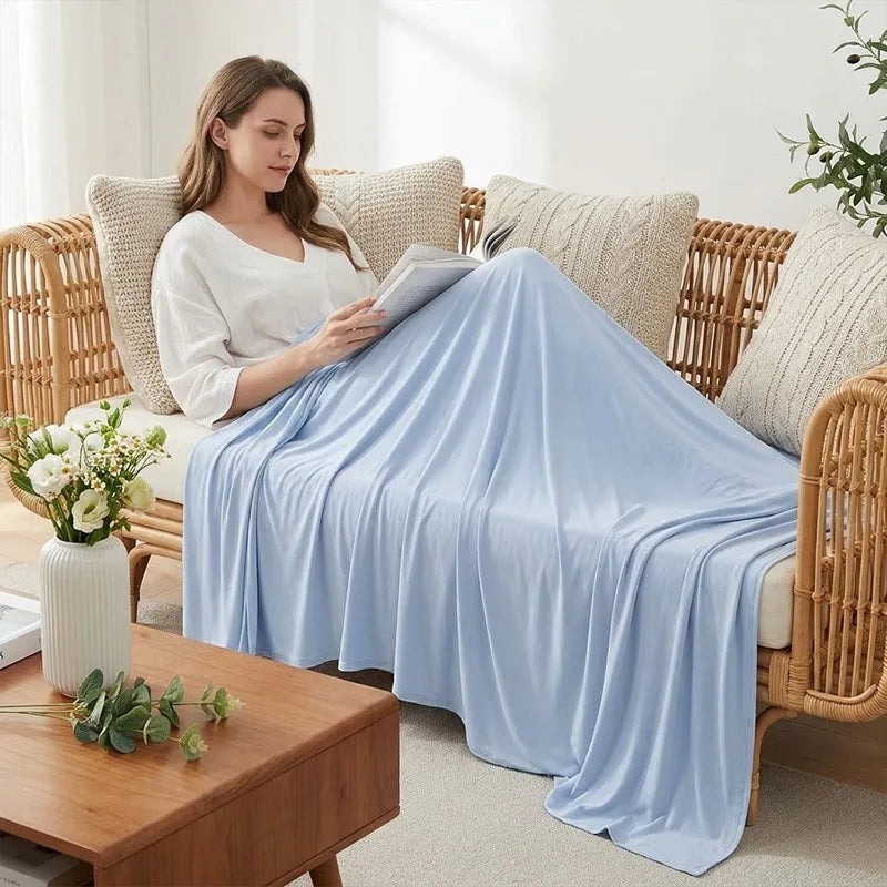 Summer Ice Silk Cooling Blanket Lightweight Breathable Multi-functional Cooling Bed Blanket Multiple Colors for Home Hotel